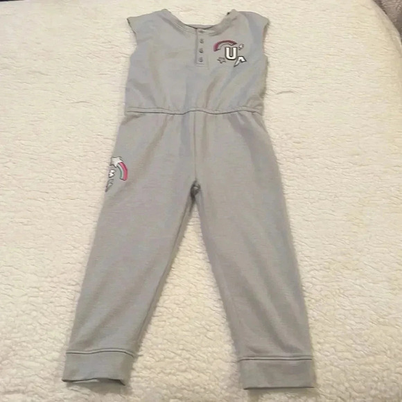 ❤️ Under Armour Jump suit - Picture 1 of 4
